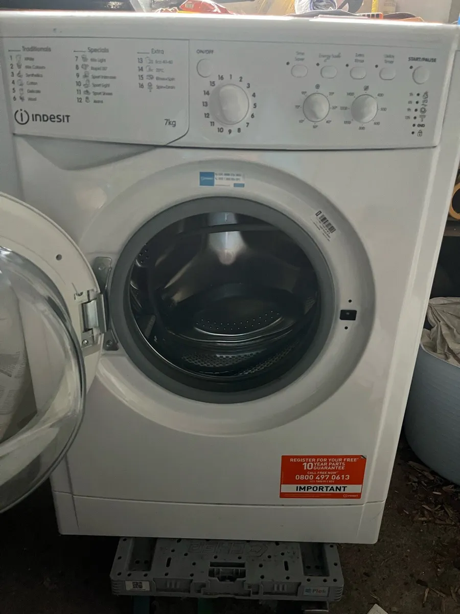Indesit washing machine - Image 2