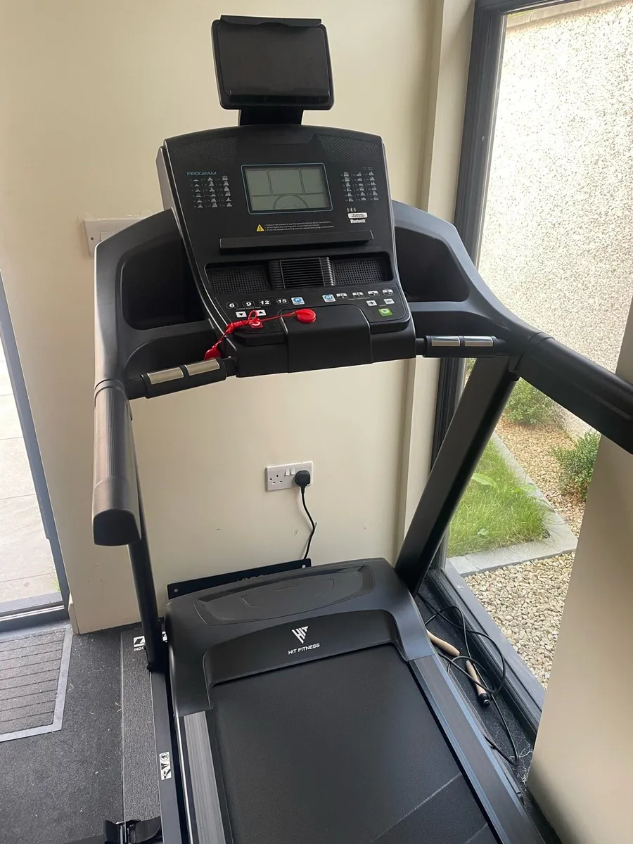 Hit Fitness H5 Treadmill - Image 2