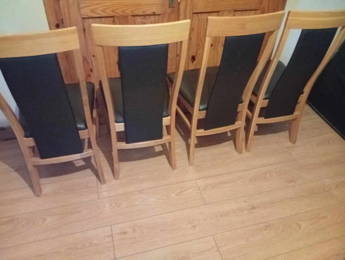 Oak leather Quality Dining chair set 6 months - Image 4