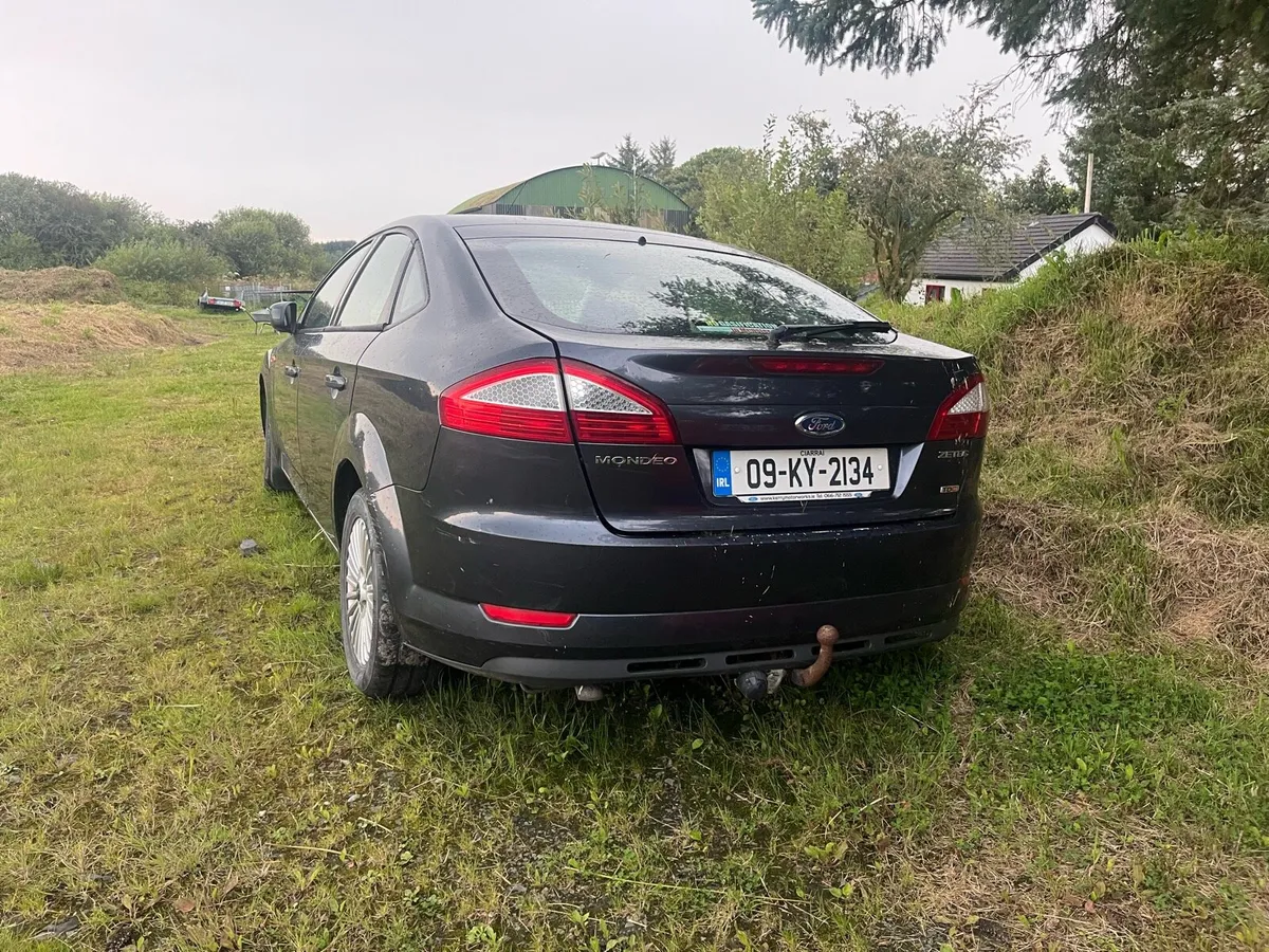 Car - Image 2