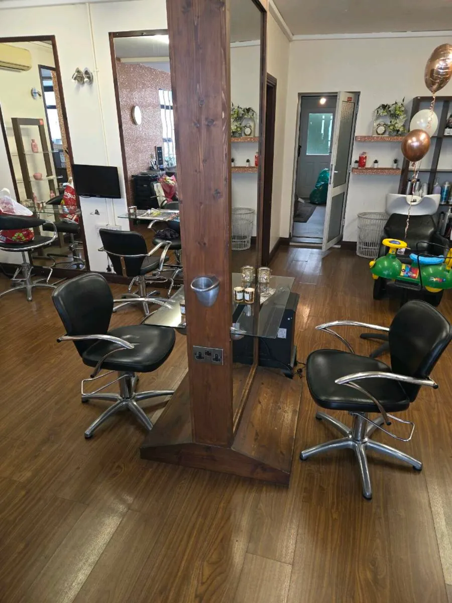 hair salon  furniture - Image 4