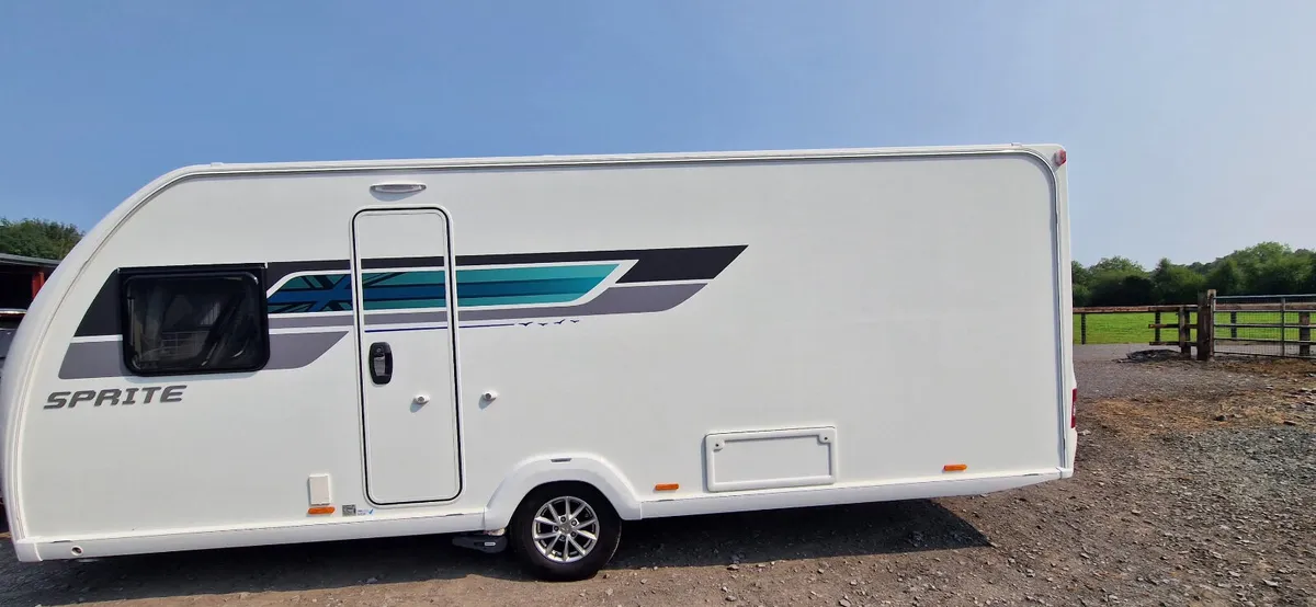 Swift Sprite Major 4SB  fixed  Bed - Image 2