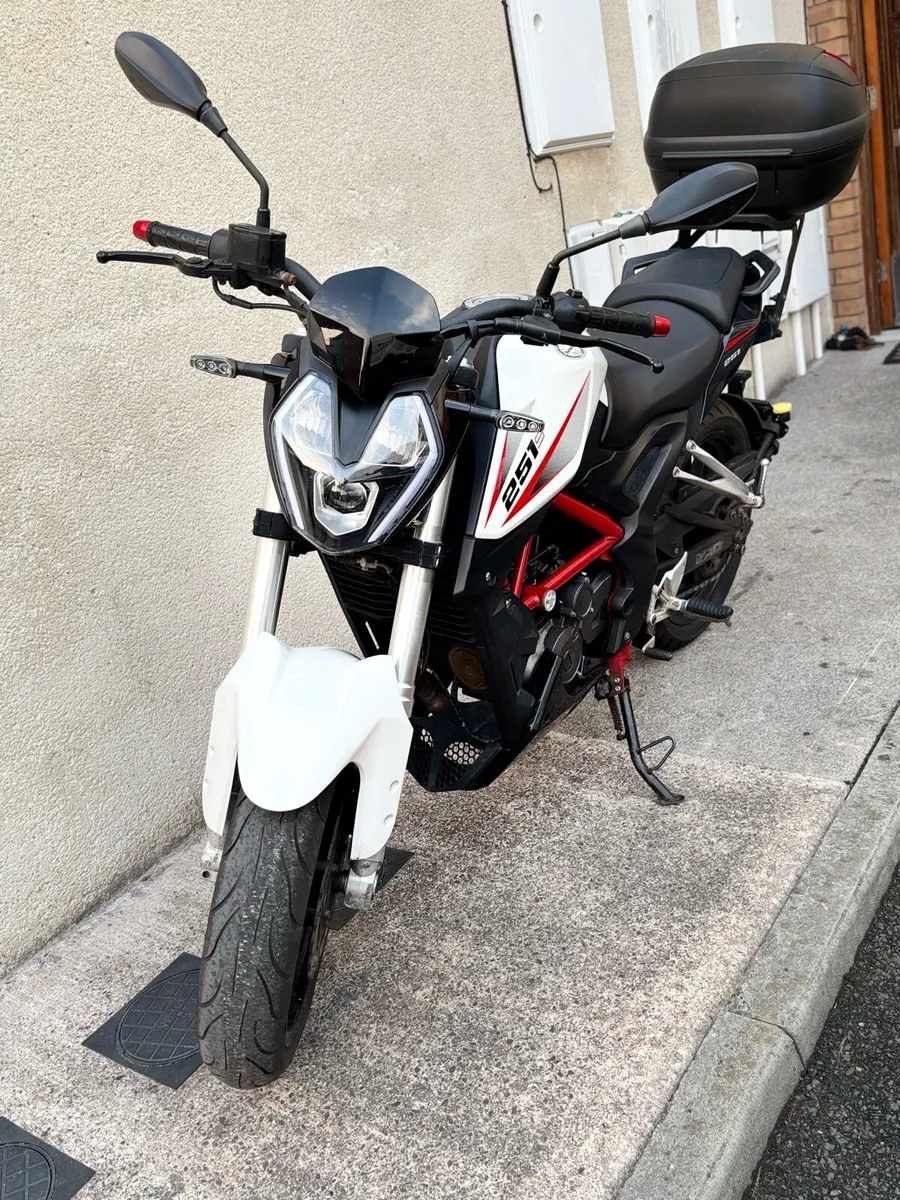 Benelli 250cc - Image 4