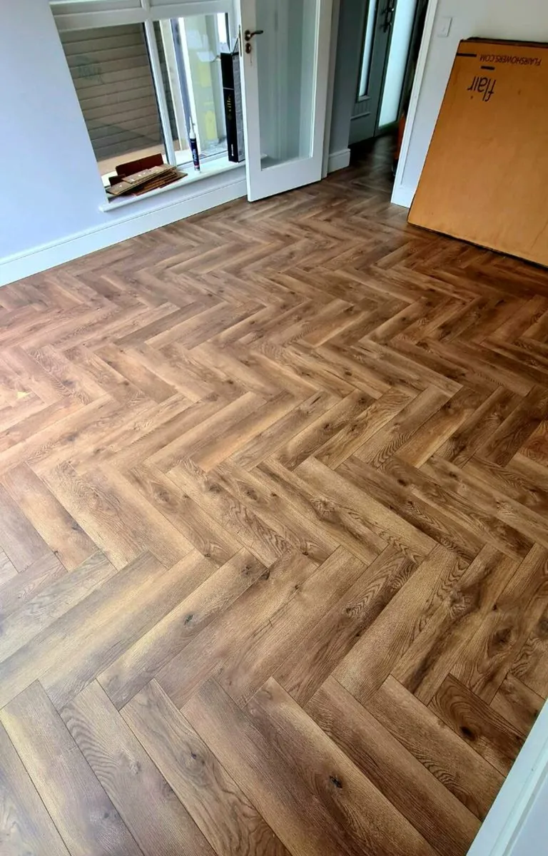Timber floor fitter - Image 3