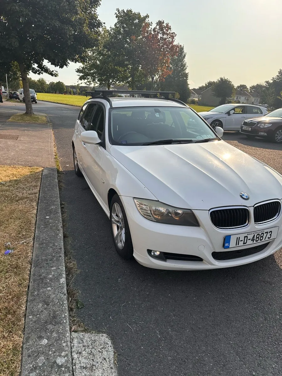2011 BMW 3series touring - Image 1