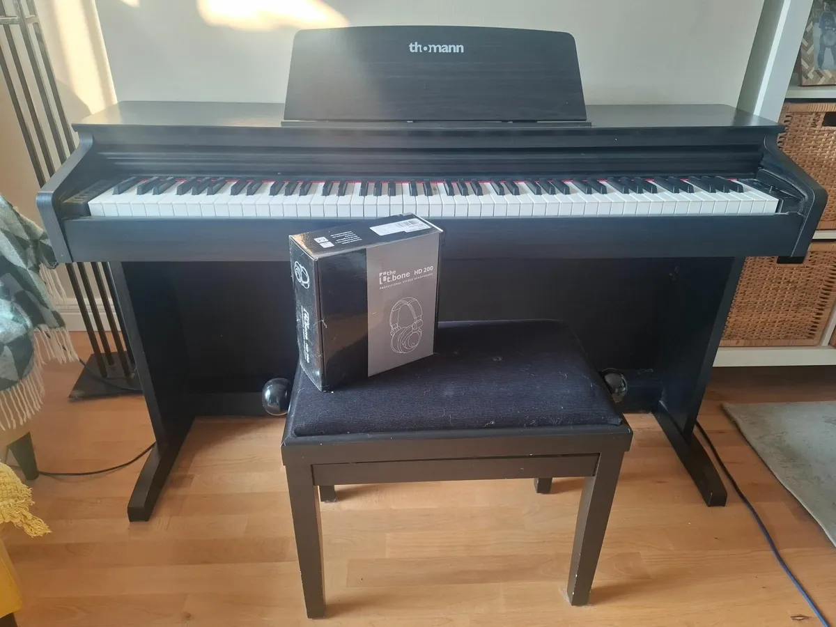Thomann digital piano DP-32 B