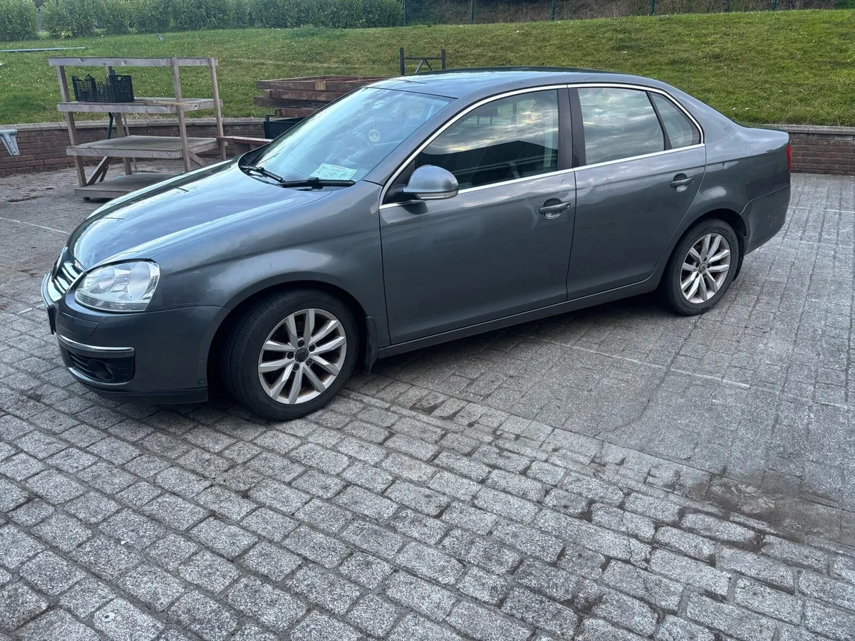 Volkswagen Jetta - Image 3