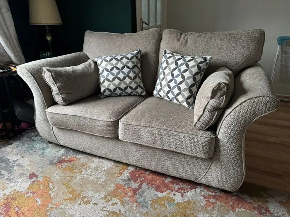 2 Seater Couch - Image 2