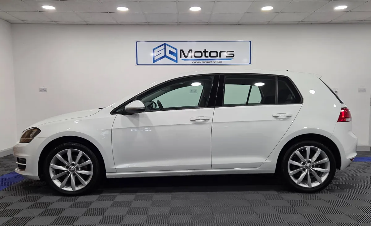 152 Volkswagen Golf Highline 1.4TSI - Only 96k kms - Image 3