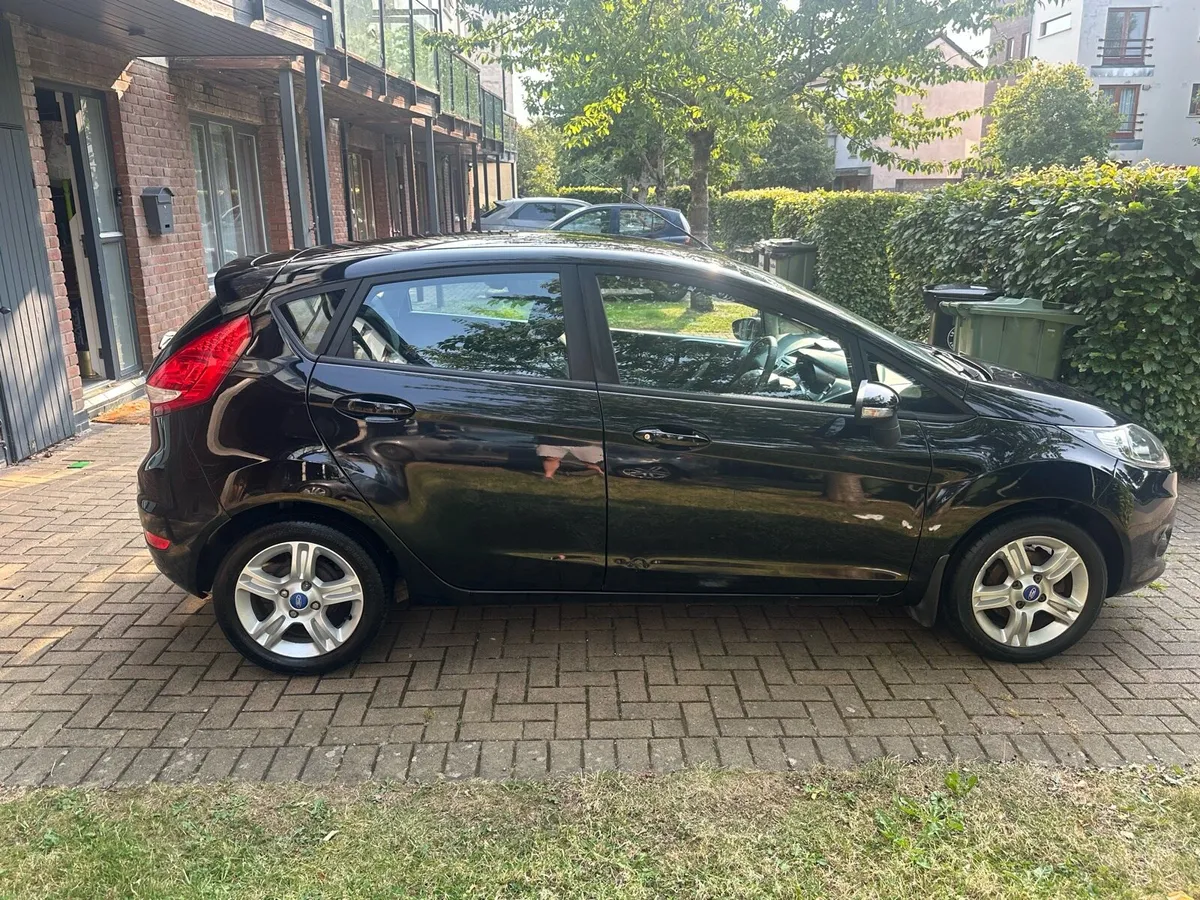 Ford Fiesta - Image 3