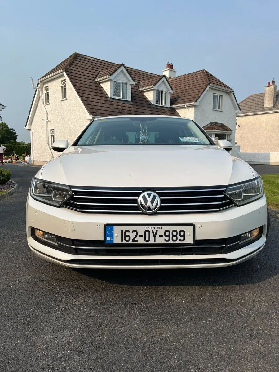 Volkswagen Passat - Image 4