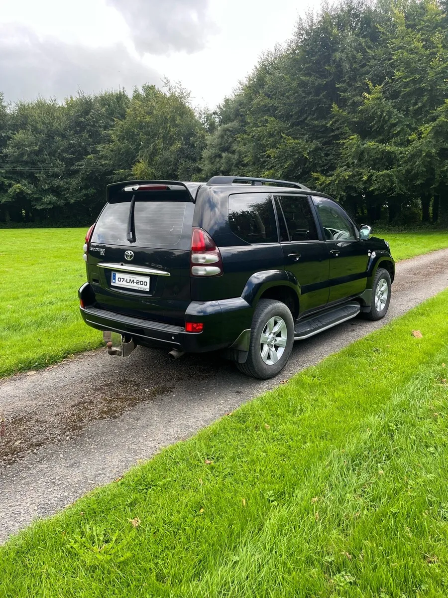 Toyota Landcruiser Invincible - Image 4