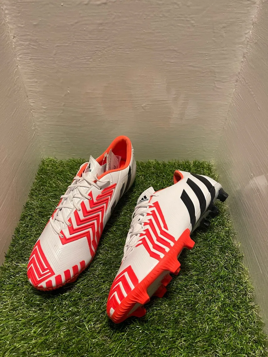 Adidas Predator Instinct FG Football Boots | UK 9 - Image 1
