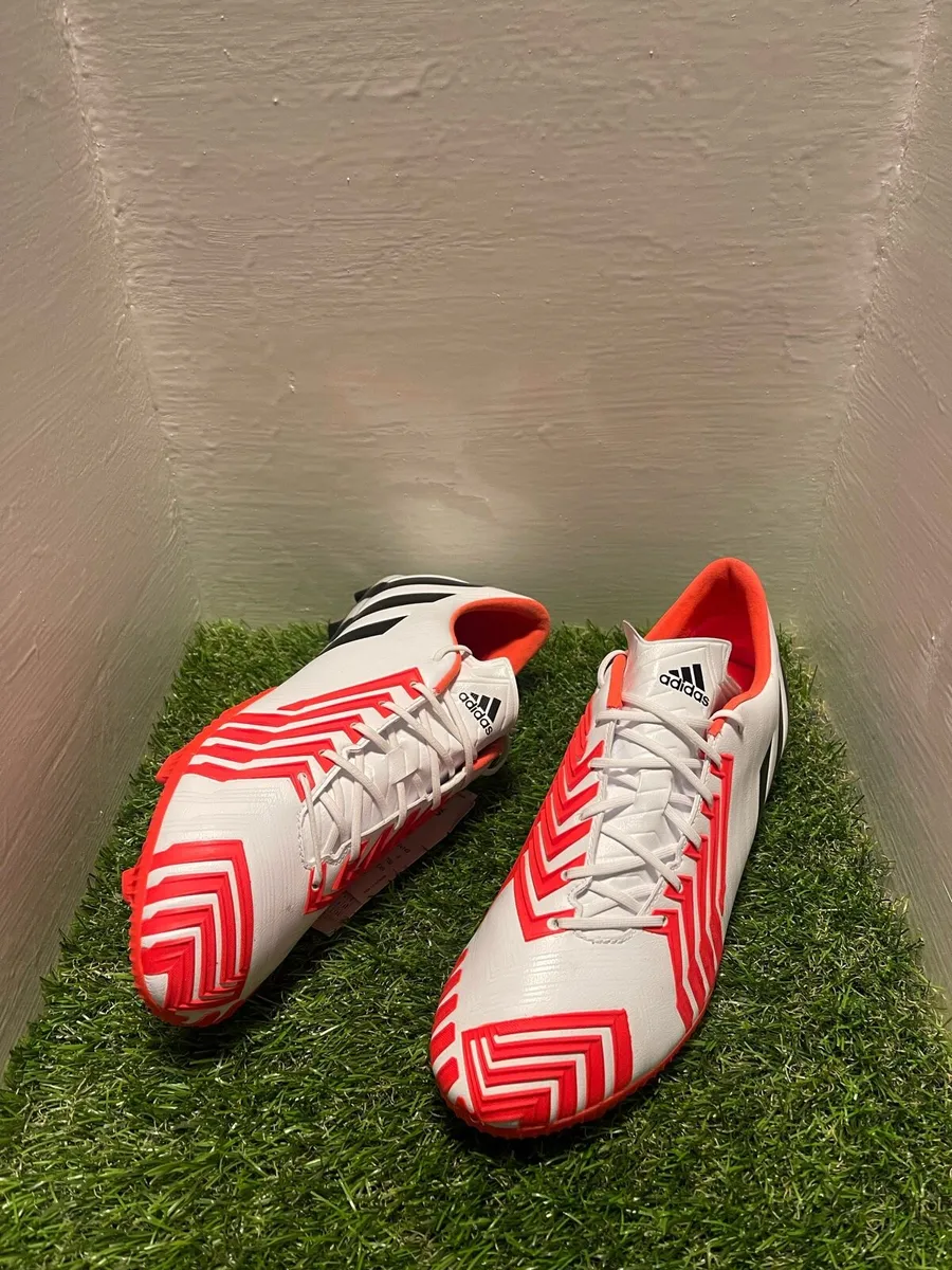 Adidas Predator Instinct FG Football Boots | UK 9 - Image 2