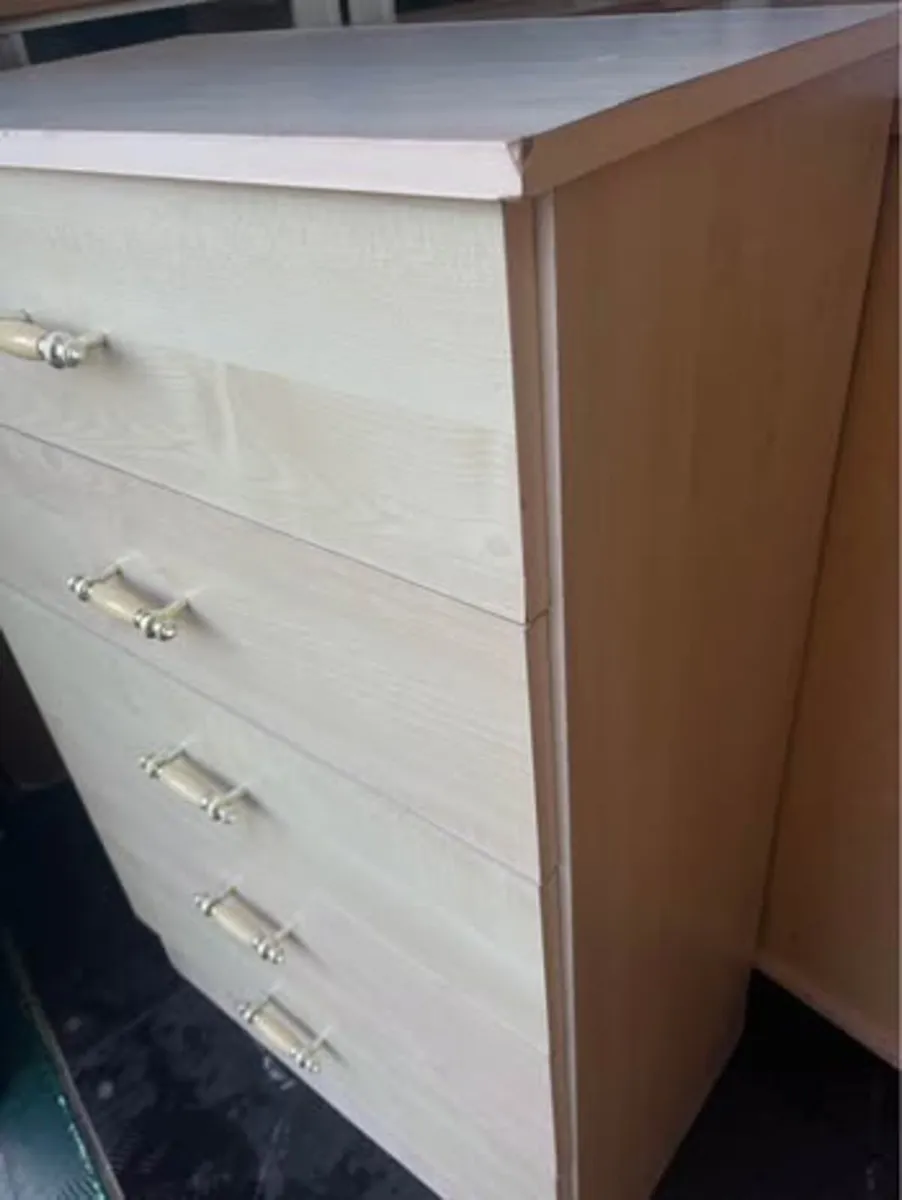 Chest of drawers - Image 3