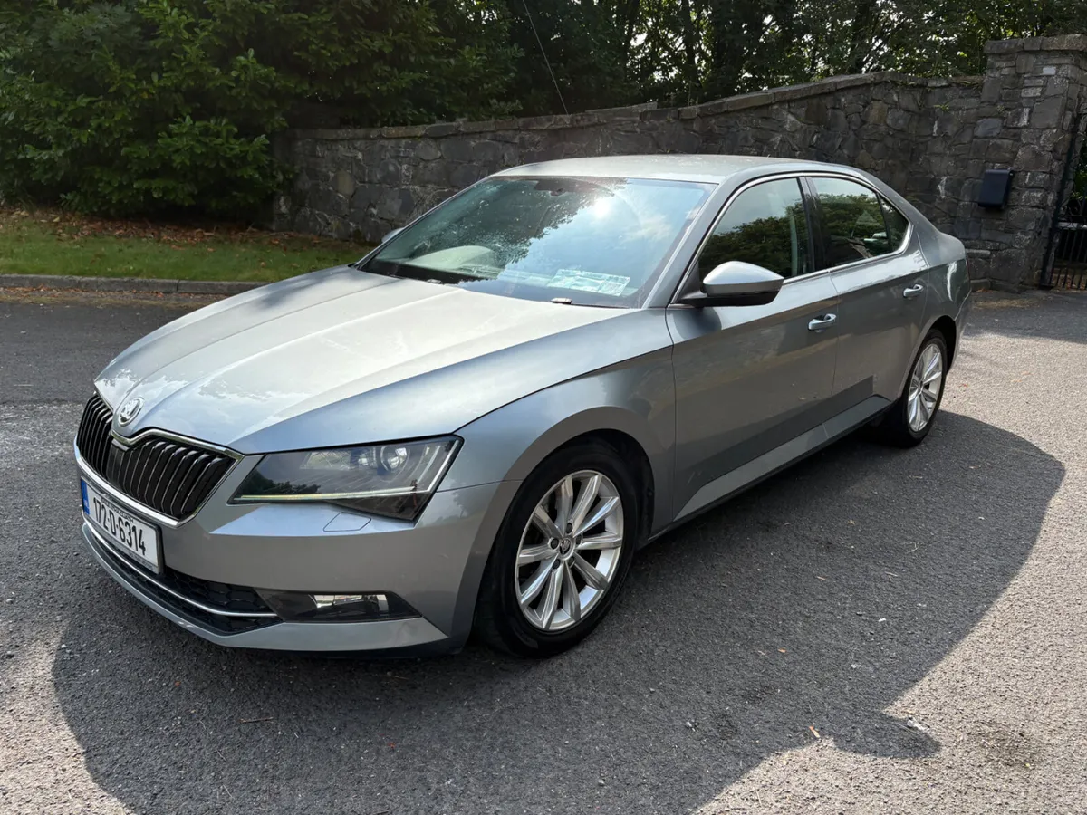 Skoda Superb 2017 Diesel Auto Low Miles Mint Cond - Image 3
