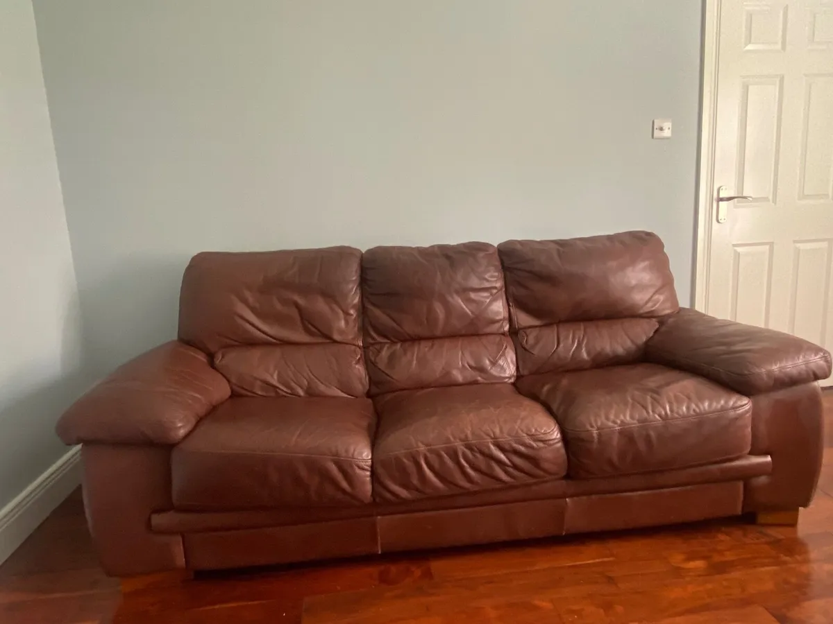 3 seater leather sofa - Image 2