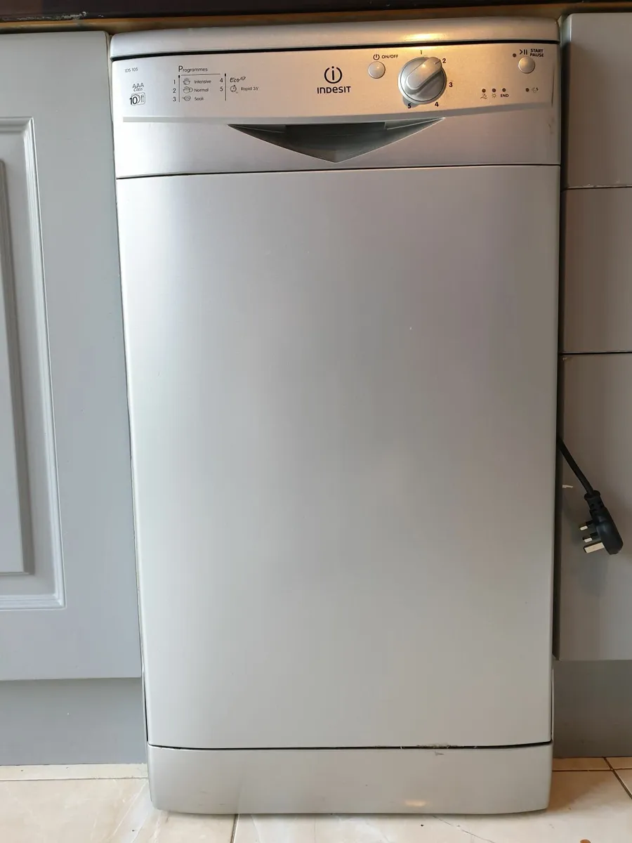 Dishwasher - Image 2