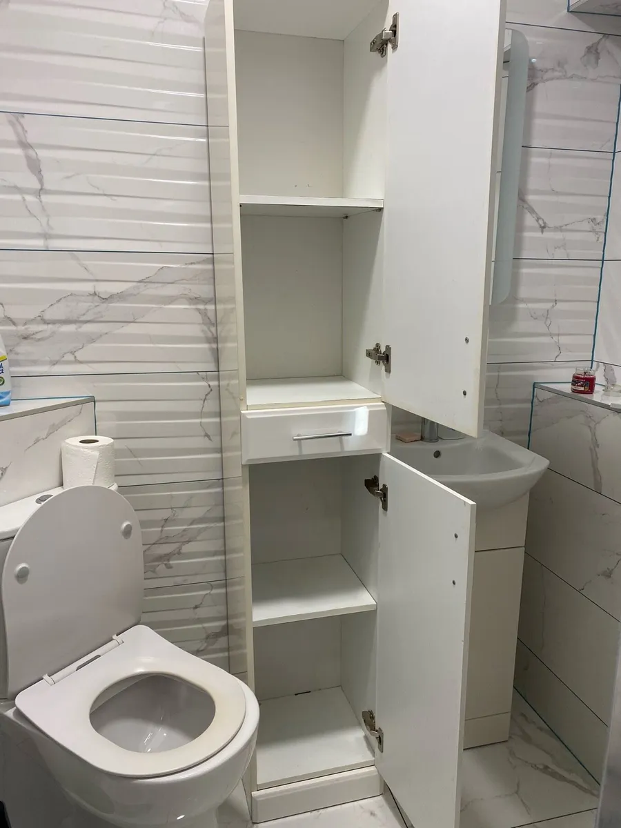 Bathroom cabinet - Image 2