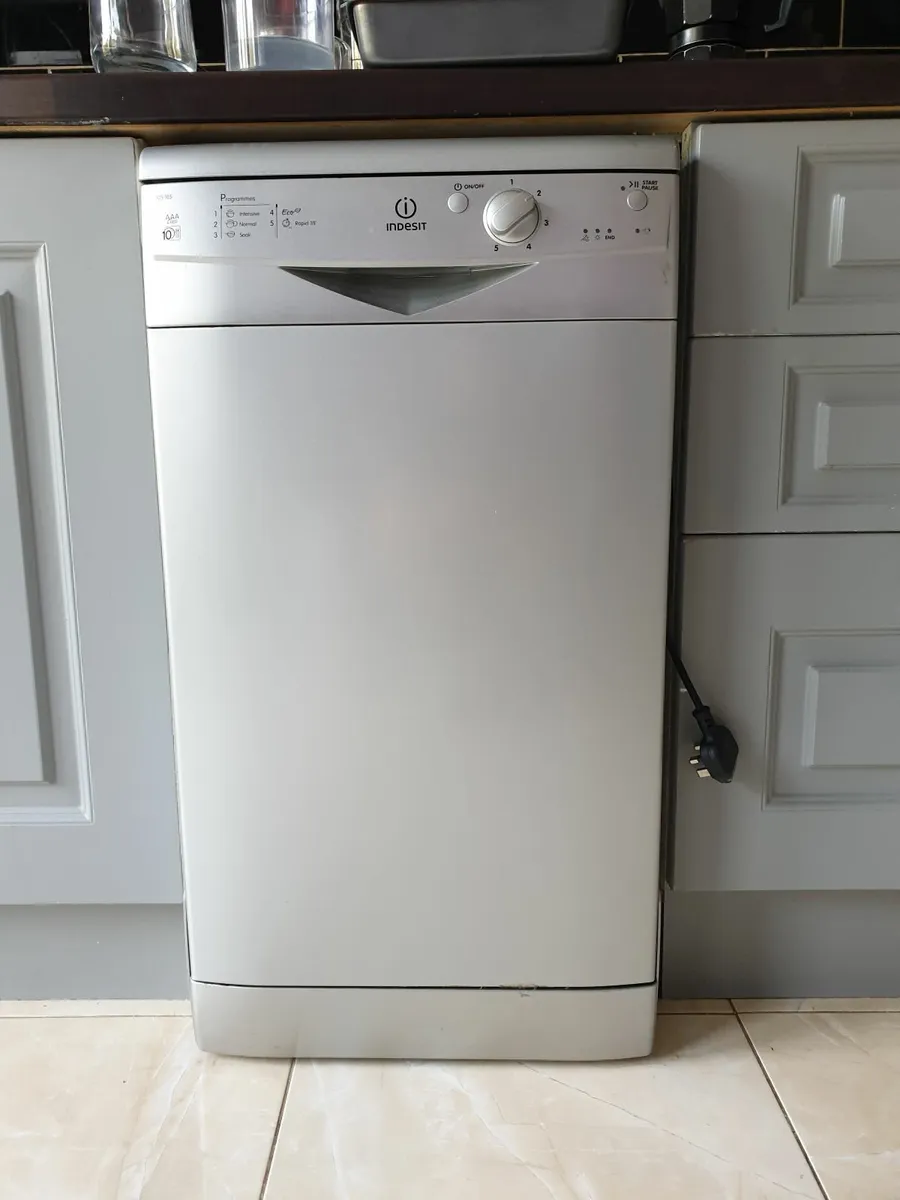 Dishwasher - Image 1