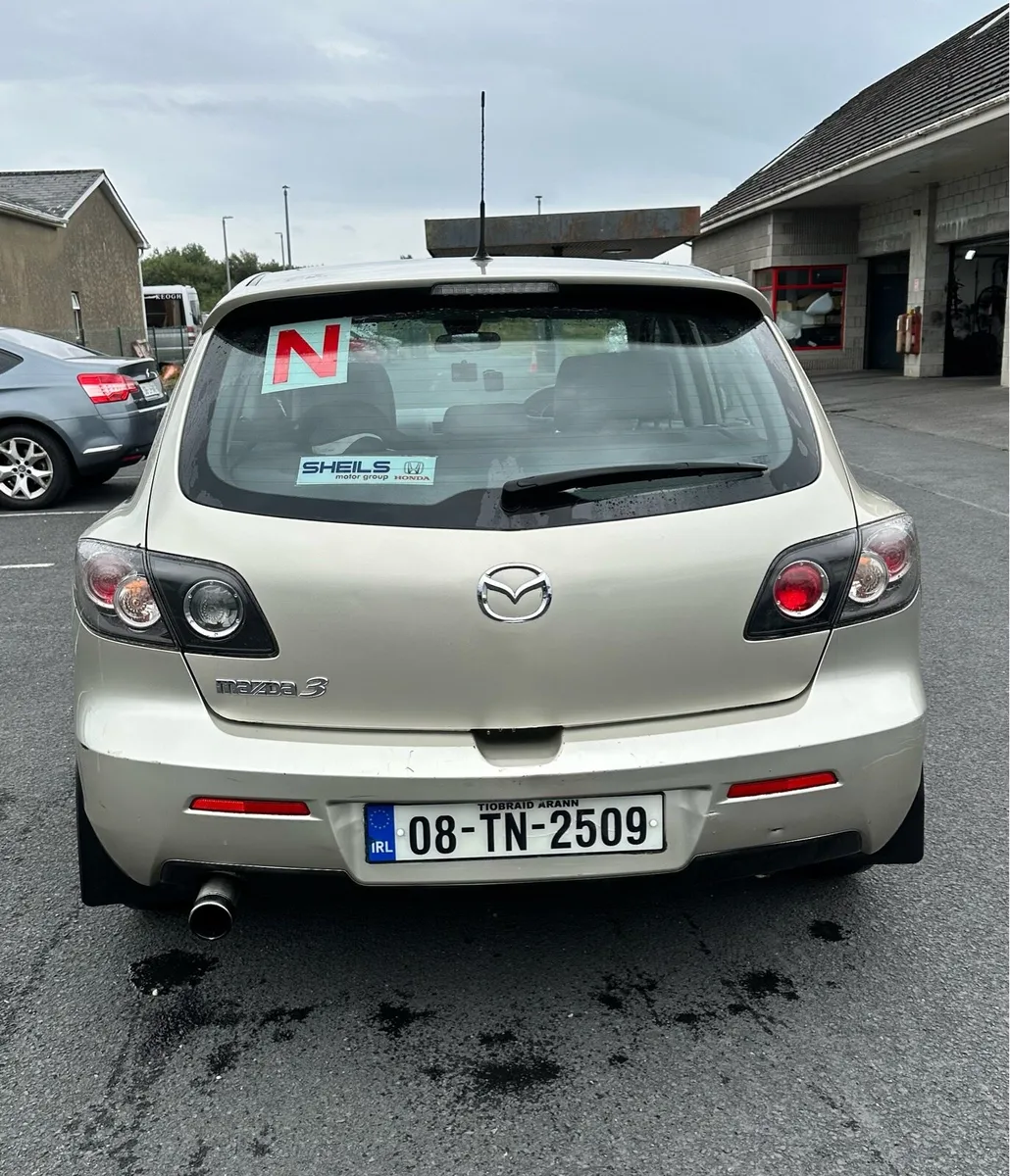 Mazda 3 - Image 2