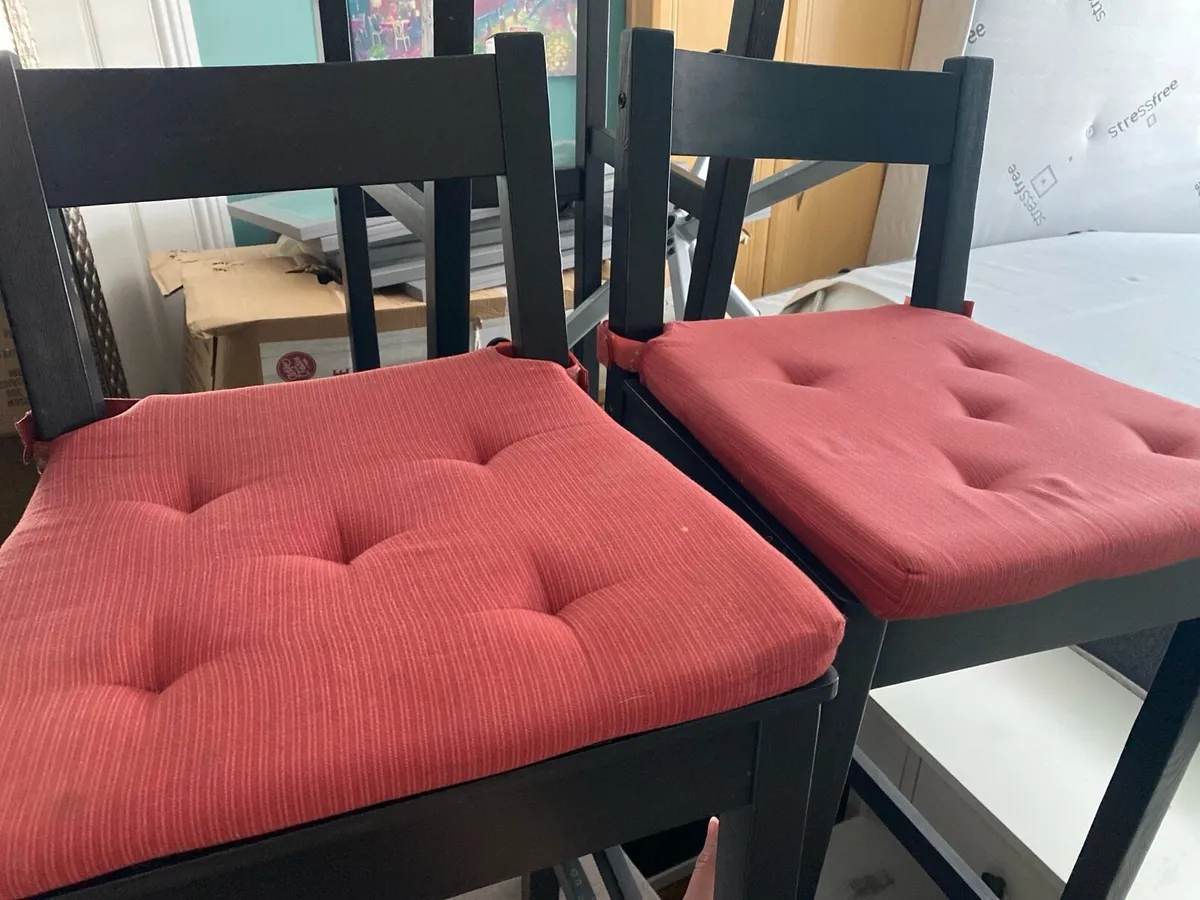 High chairs - Image 1