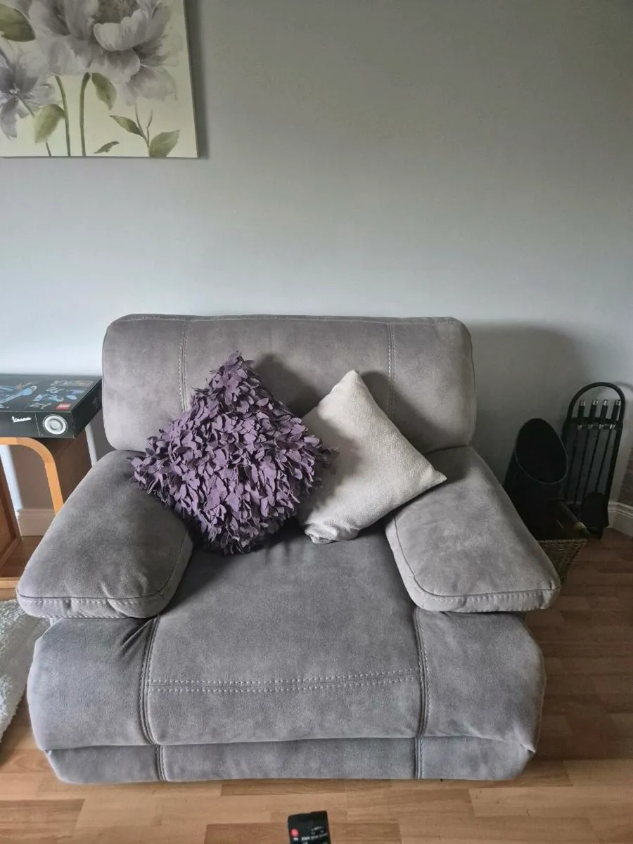 Recliner L shaped Sofa and armchair - Image 4