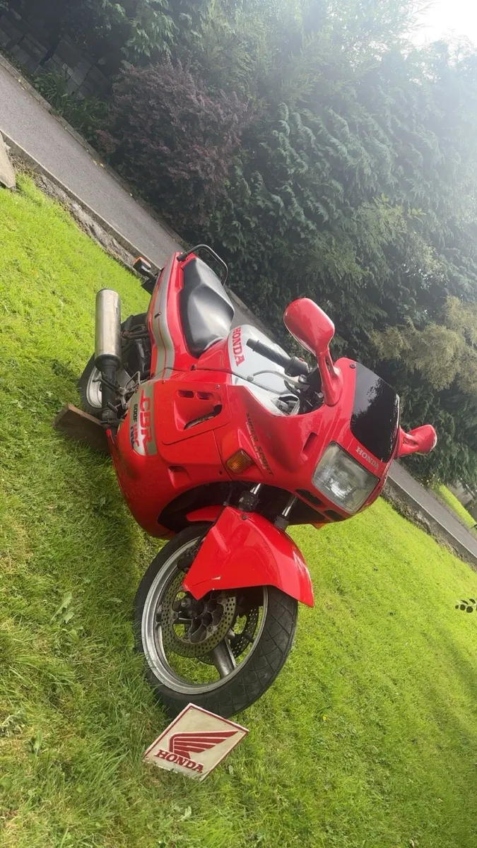 🔴Honda CBR 600 Supersport FHI - Image 1