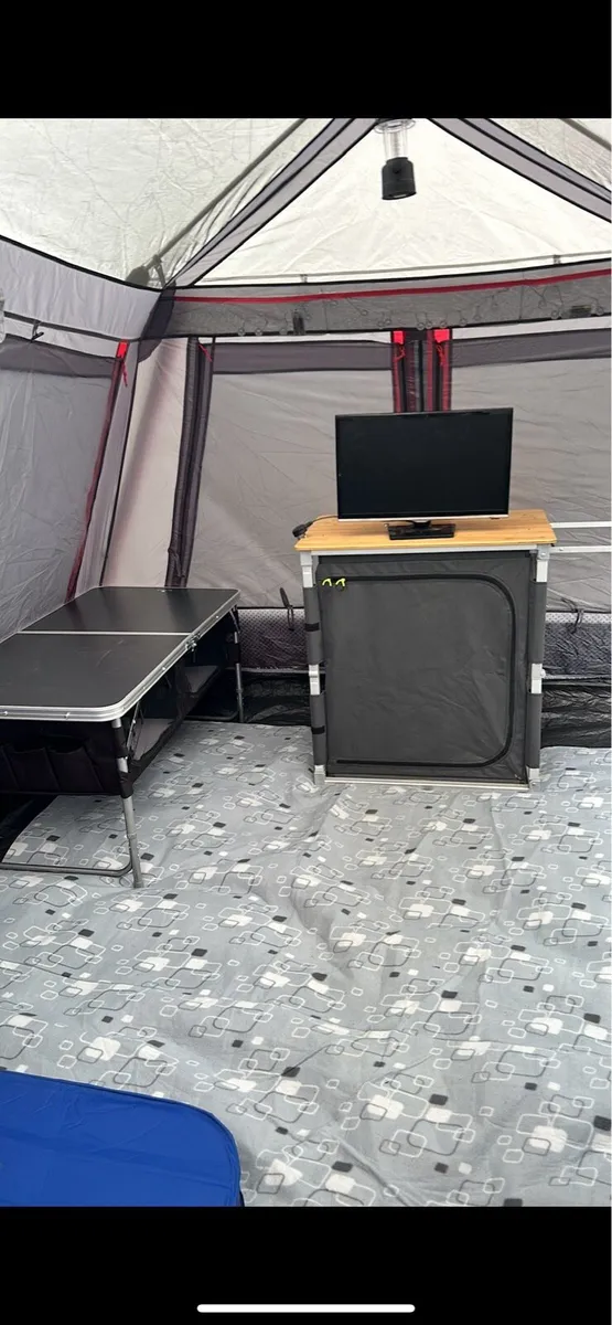 10 man pop-up tent - Image 3