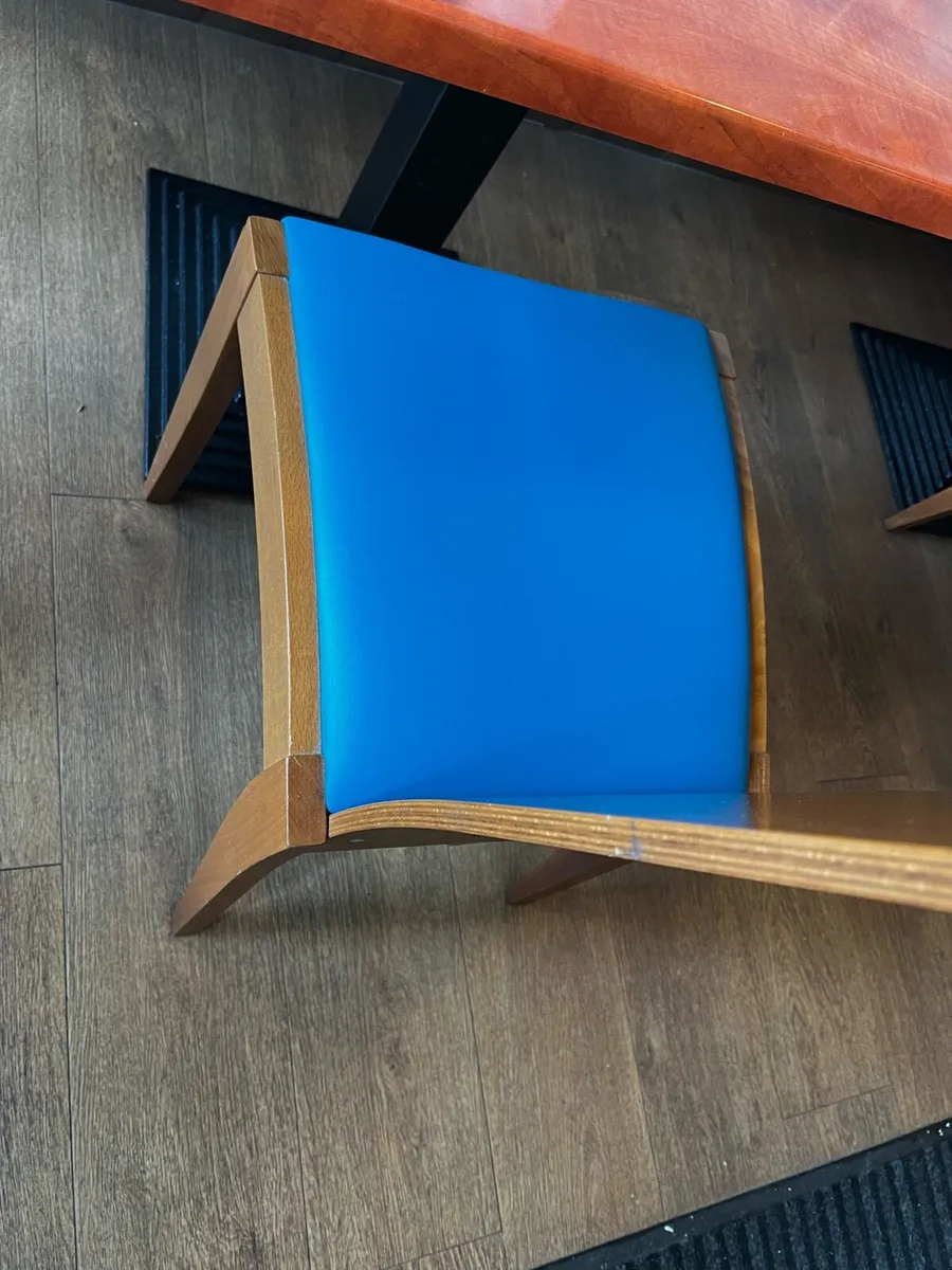 40 High-Quality Wooden Restaurant Chairs - Image 3