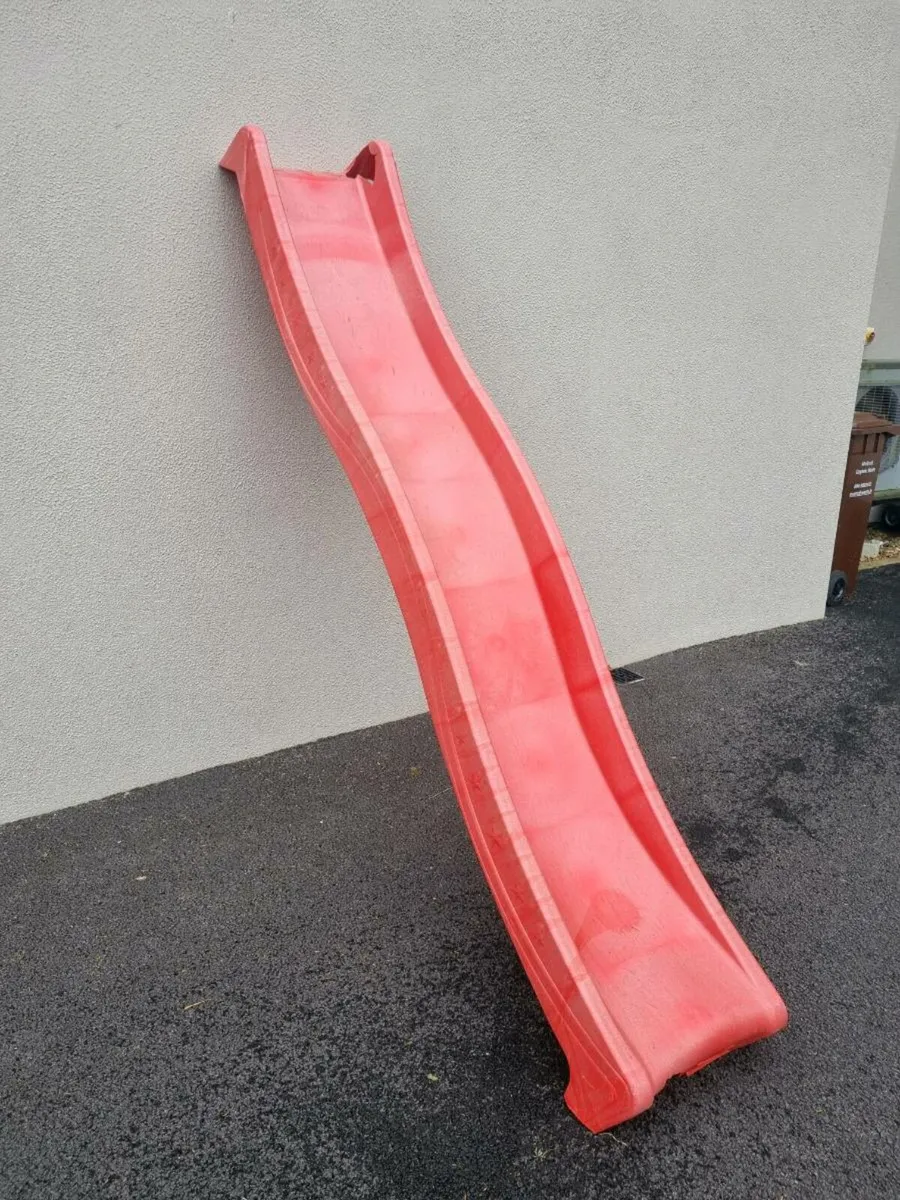 9' wavy slide - Image 2