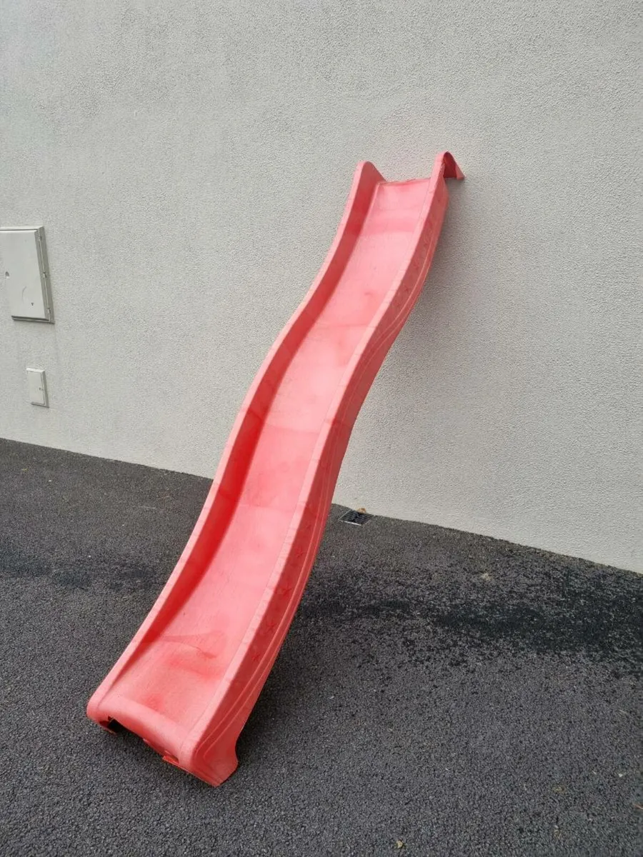 9' wavy slide - Image 3