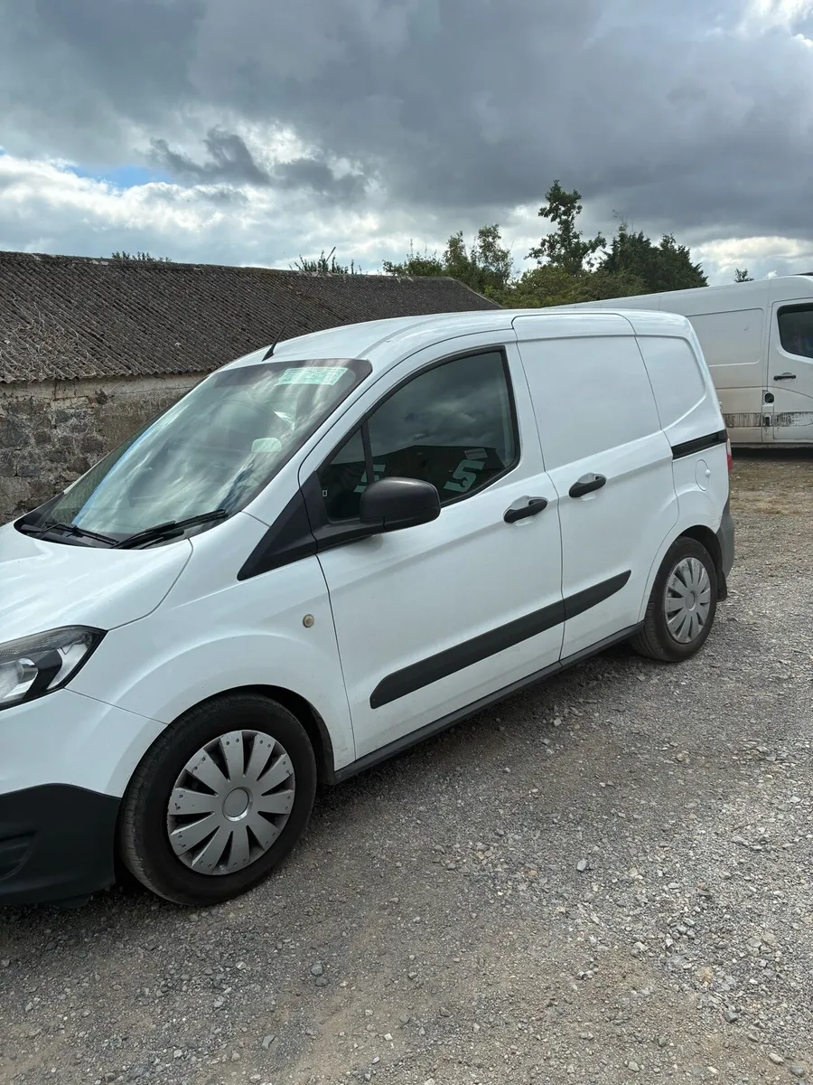 2016 transit courier (low kms) - Image 4