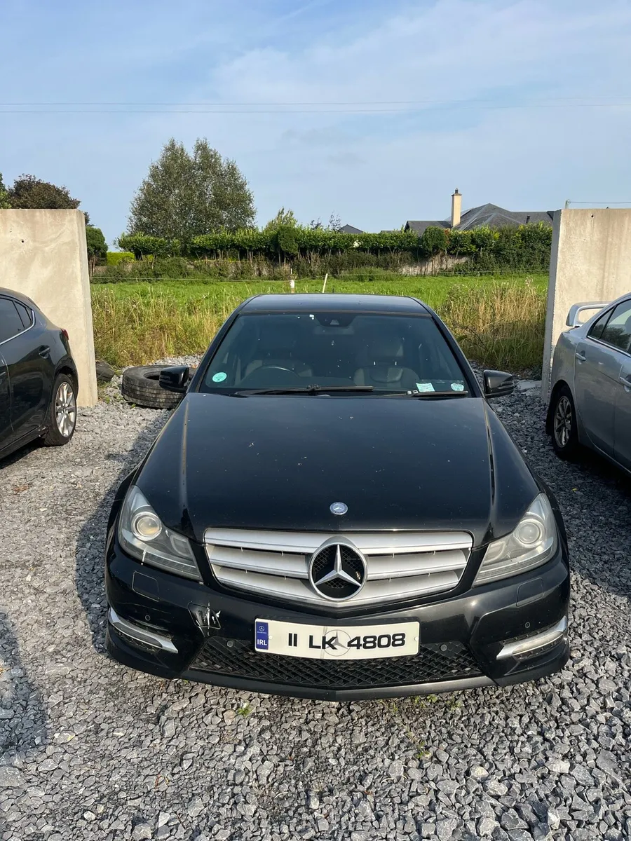 2011 Mercedes c220 - Image 2