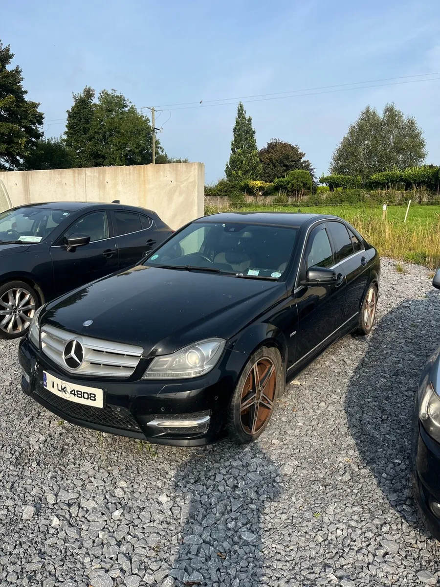 2011 Mercedes c220 - Image 3