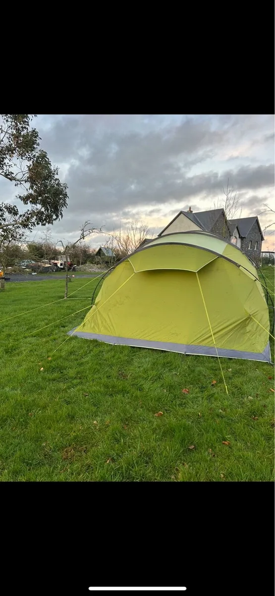Vango 5 man tent - Image 2