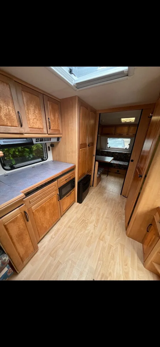Hobby caravan - Image 4