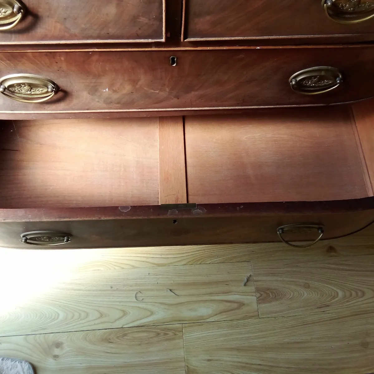 chest of drawers for sale - Image 2