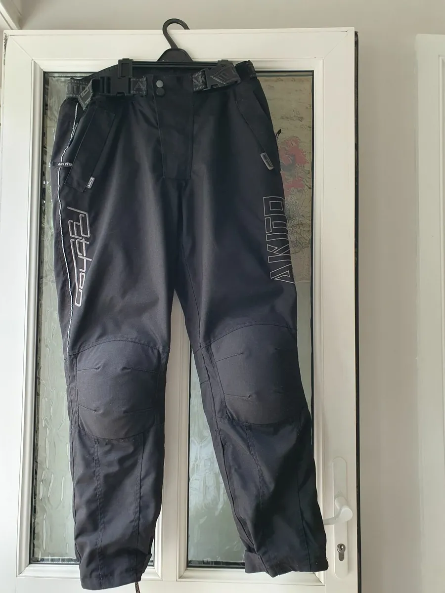 Motorbike armoured protection gear - Image 3