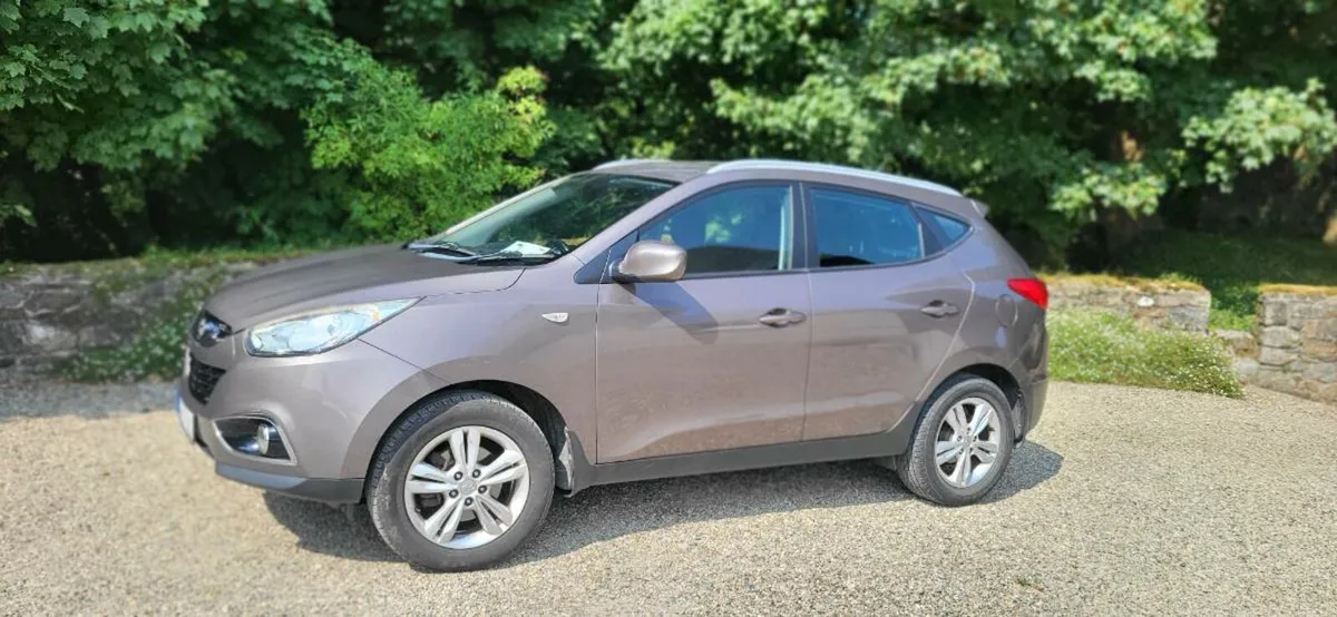 Car - Image 1