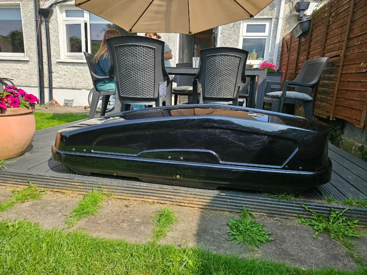Roof Box (Perfect for camping) - Image 2