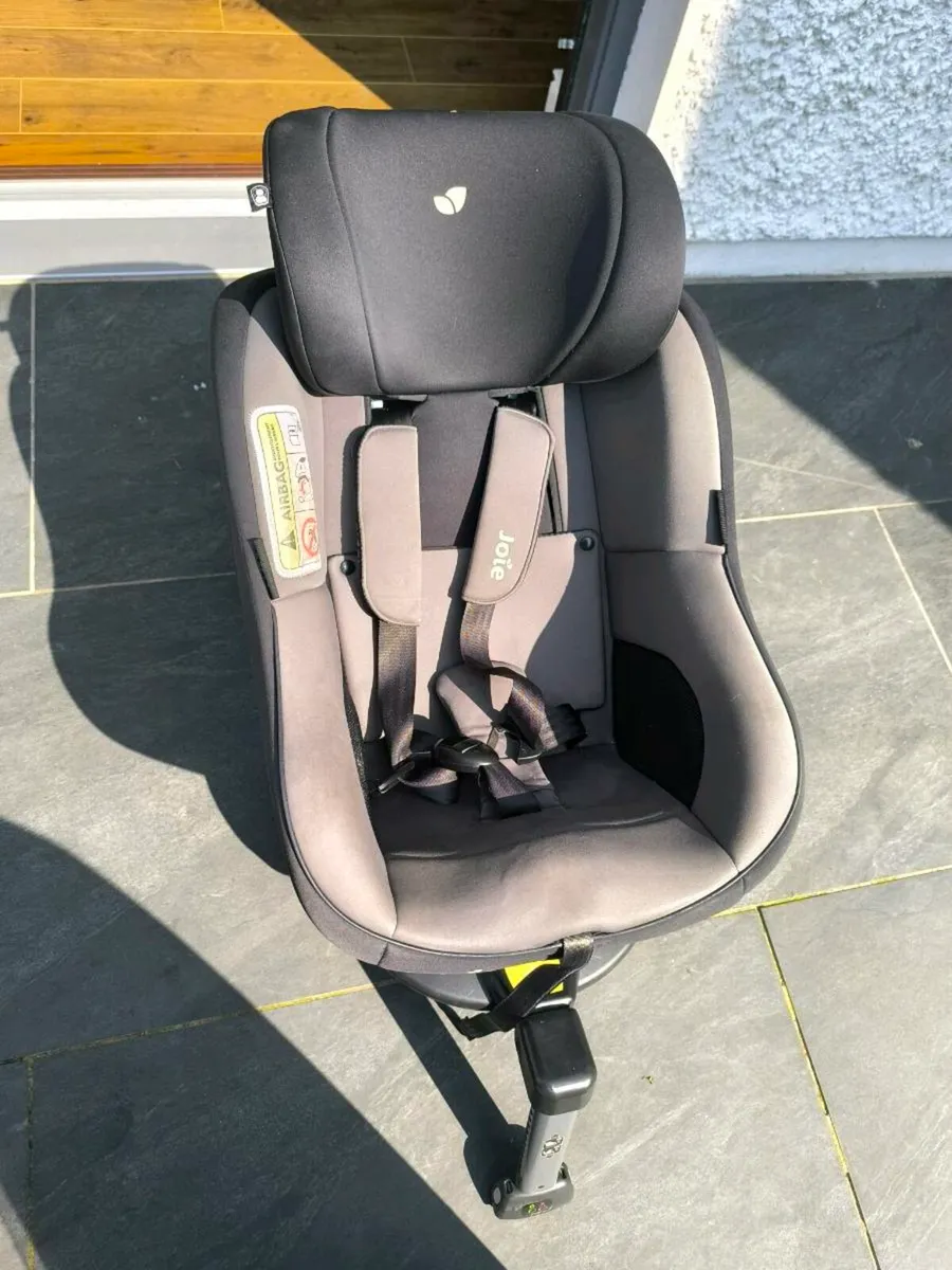 Car Seat - Image 3