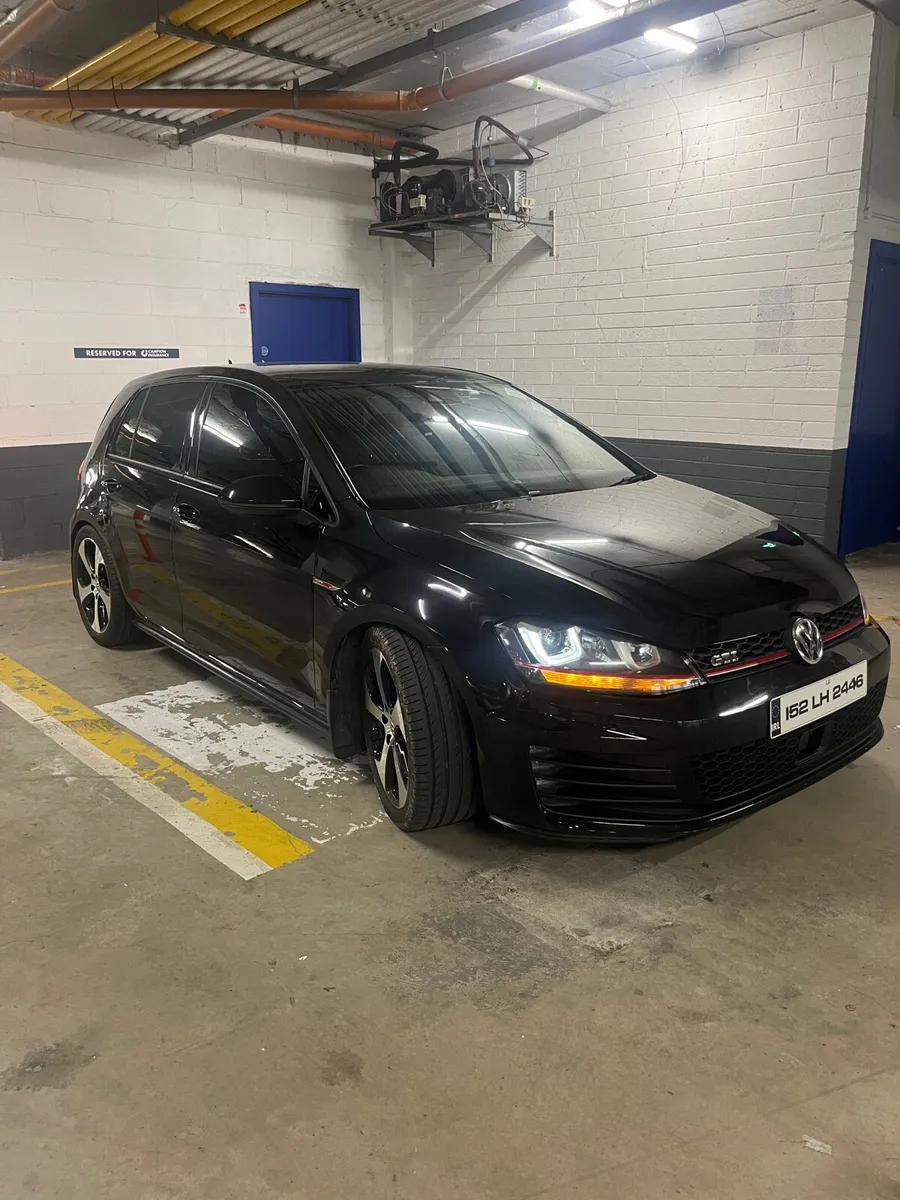 Volkswagen Golf GTI 2015 - Image 2