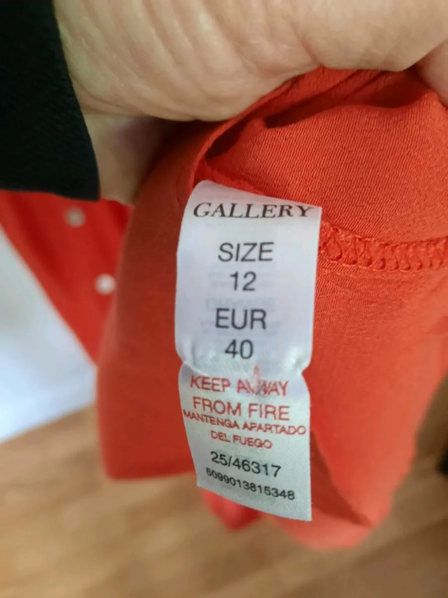 Gallery Dress - Image 3