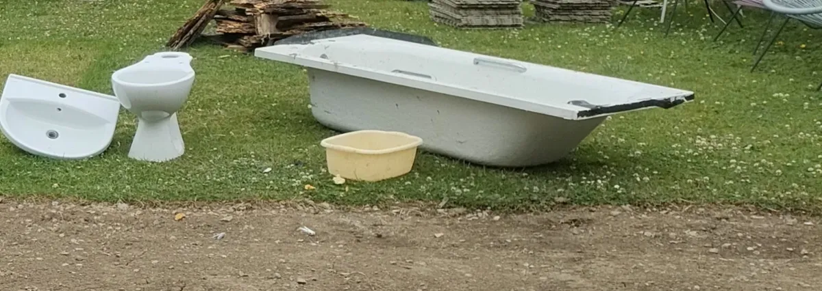 Sink , bath