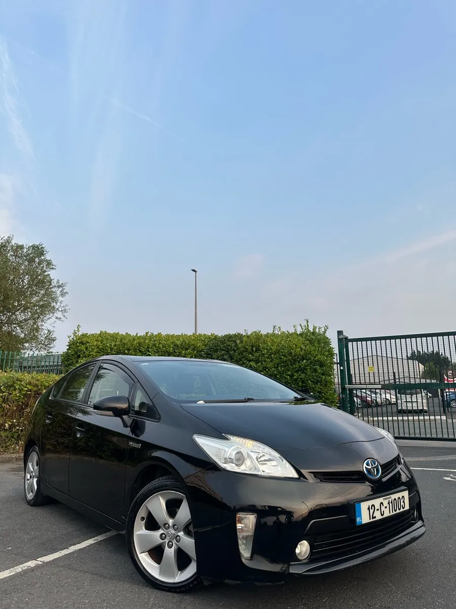 Toyota Prius - Image 2