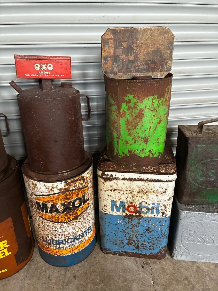 Old oil and petrol cans - Image 3