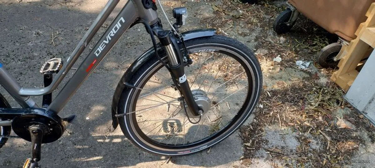 Ladies Electric Bike - Image 2