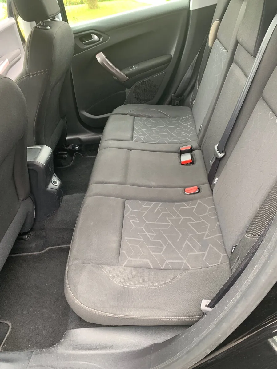 Peugeot 2008 2015 - Image 3