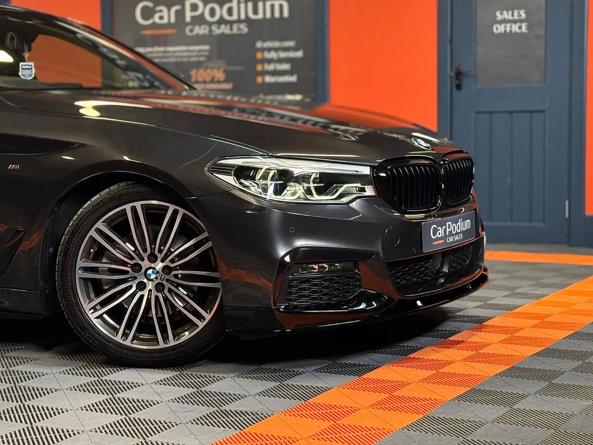2018 BMW 523D M-Sport Auto G30  LOW KMS - TOP SPEC - Image 2
